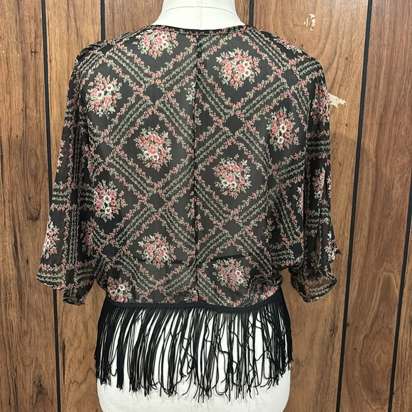 Floral Print Sheer Chiffon Bolero with Fringe - Picture 3 of 7